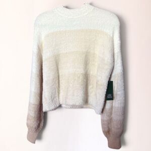 Wild Fable Women’s Small Fuzzy Colorblock Sweater Long Sleeve Soft NWOT